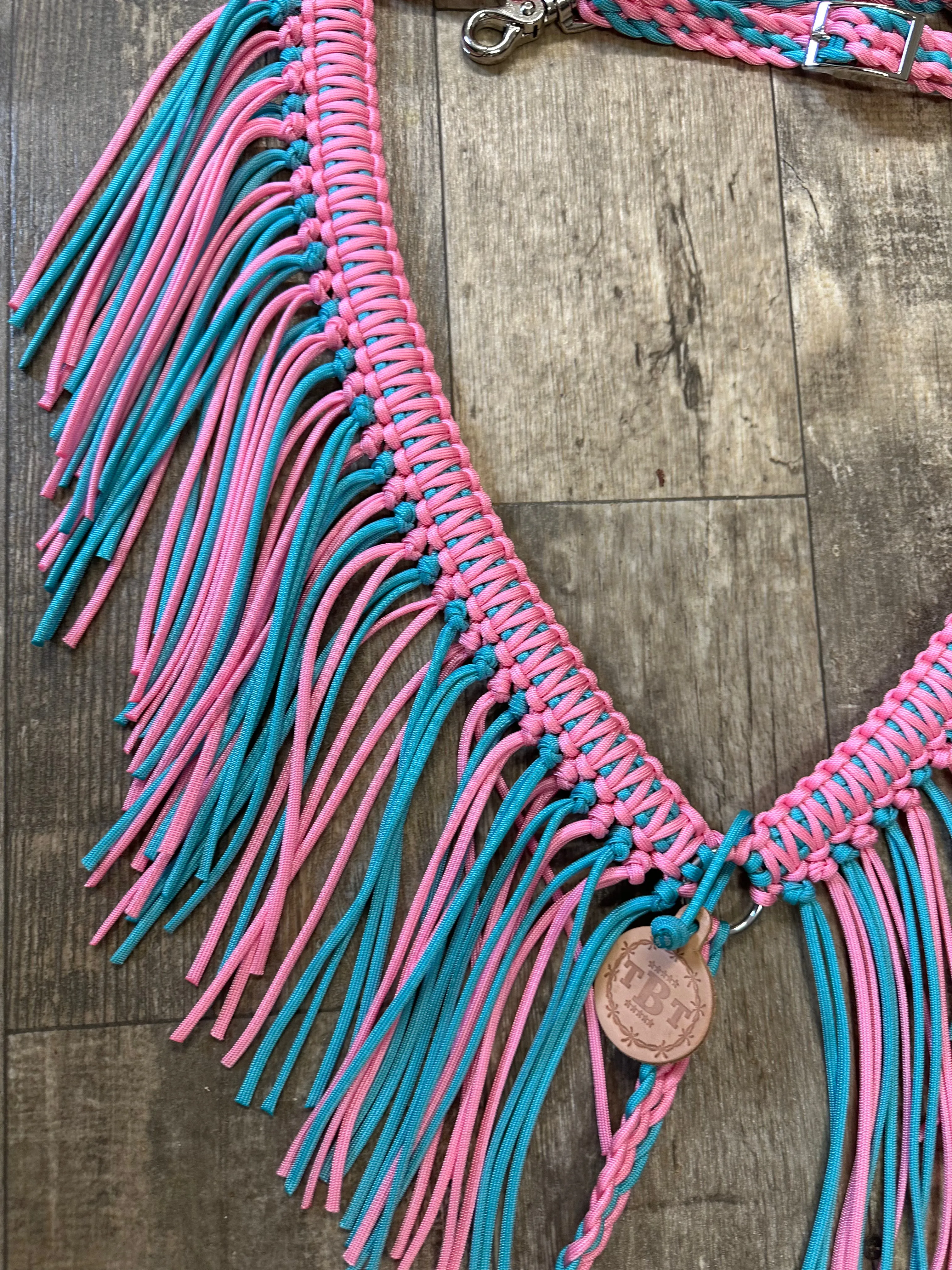 average fringe horse tack set breast collar and reins