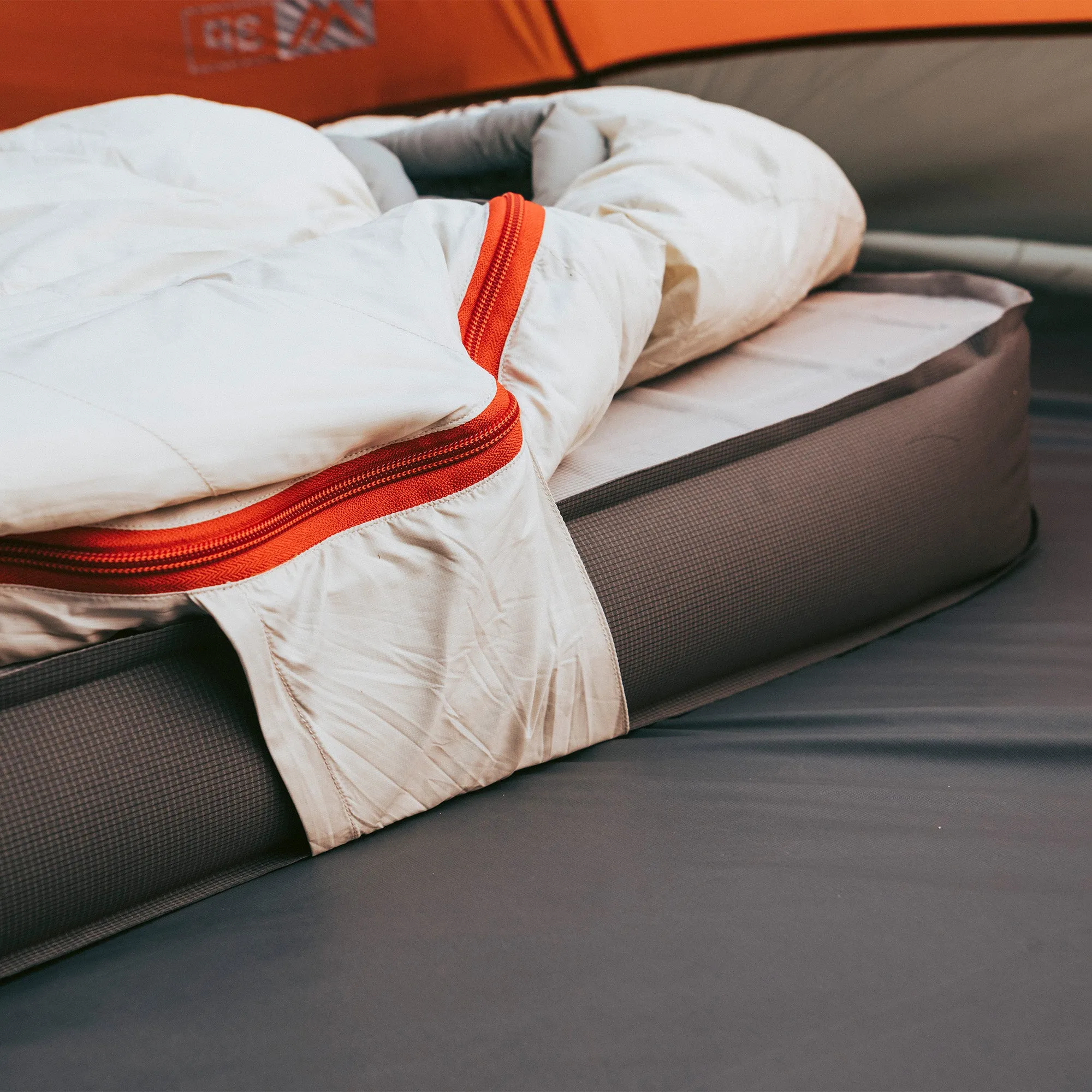 Synthetic Down Sleeping Bag 30°F Hybrid Shape (Regular Size)